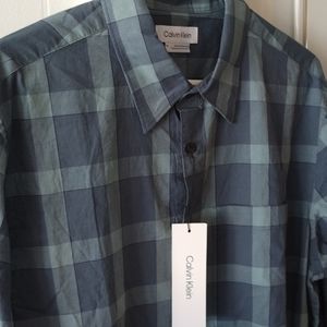 Calvin Klein shirt  two tone green checker with black outline long sleeve size M